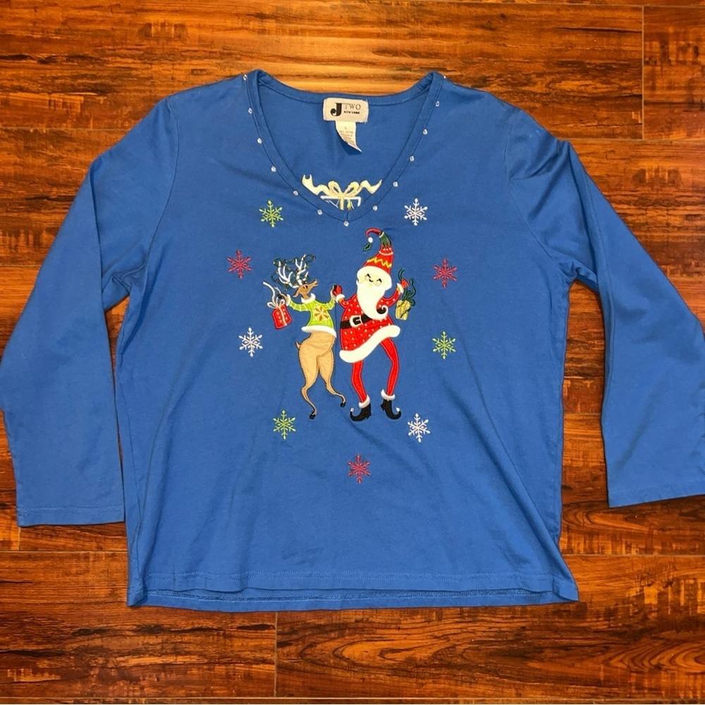 J Two New York Christmas Long Sleeve Blue w/Embellishments size L Preowned Good!
